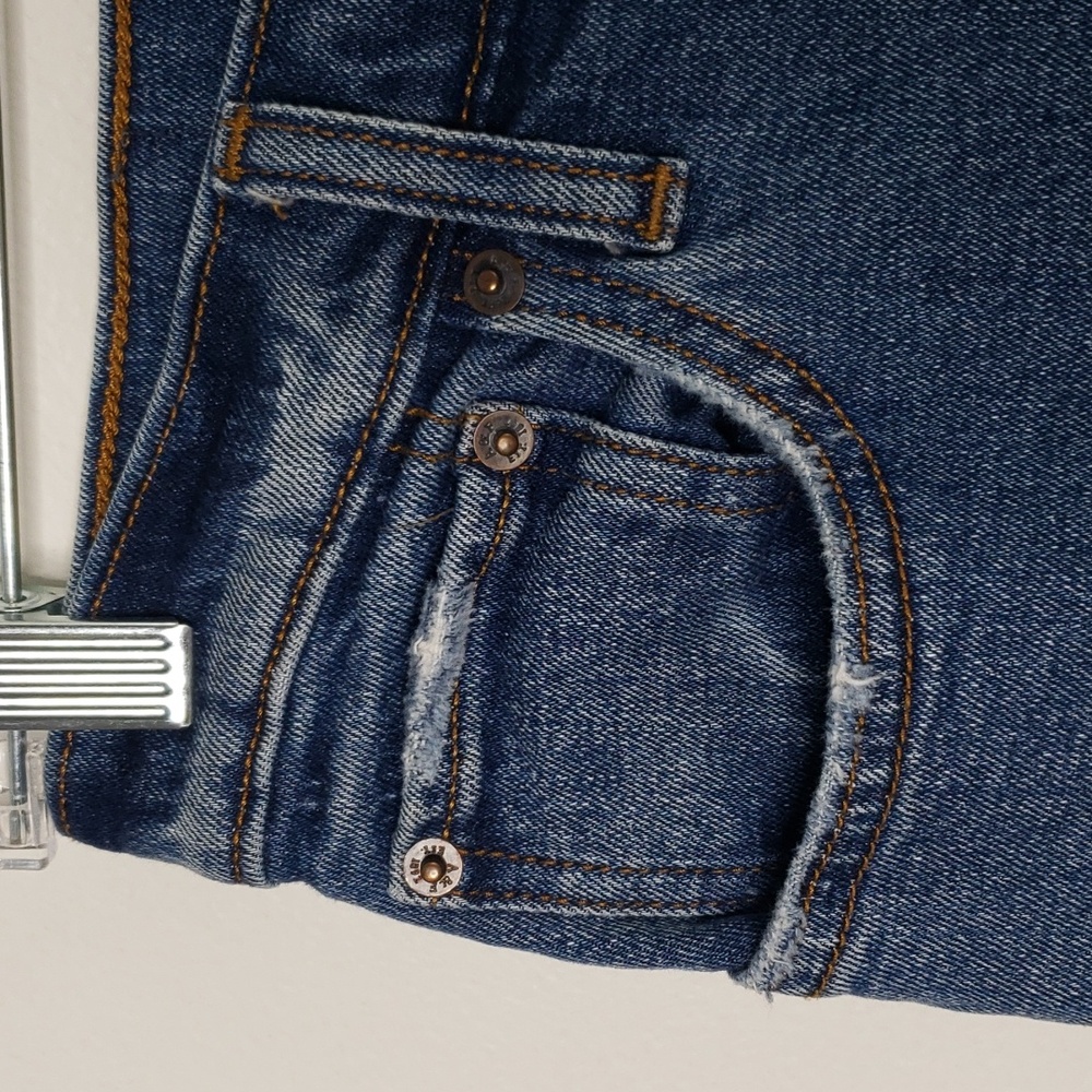 Abercrombie & Fitch The Mom Jeans button-front high-rise raw hem size 6/… - Picture 7 of 12